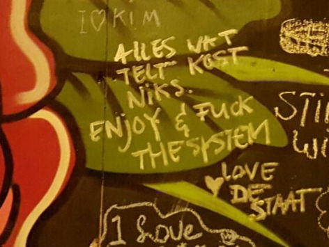 Liefdesmuur in Tilburg krijgt hartekreet van De Staat