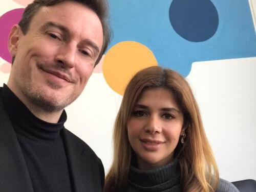 Georgina Bicyclina bij een meldpunt voor discriminatie