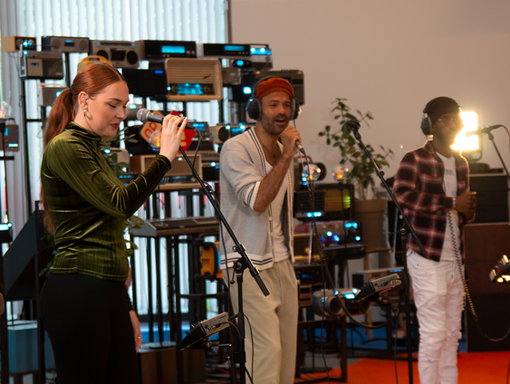 Hoe de samenwerking tussen Alain Clark en Saint Ronil tot stand kwam