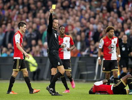 Voetbalseizoen begint weer! (met scheidsrechter Bas Nijhuis)