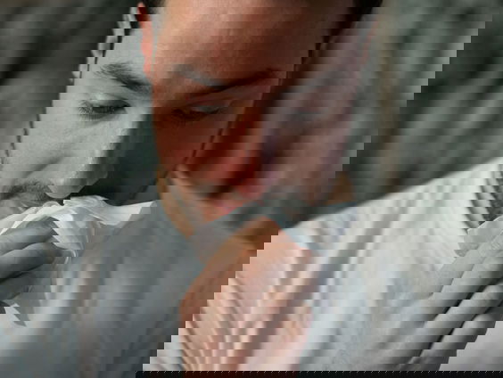 Hoe kan het dat je vaak juist op vakantie ziek wordt?!