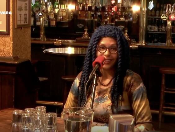 Ellen van Slagmaat en Abbie Vandivere over de eerste solo-expositie van Bob Ross in Museum MORE.