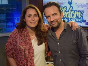 Sharon den Adel live