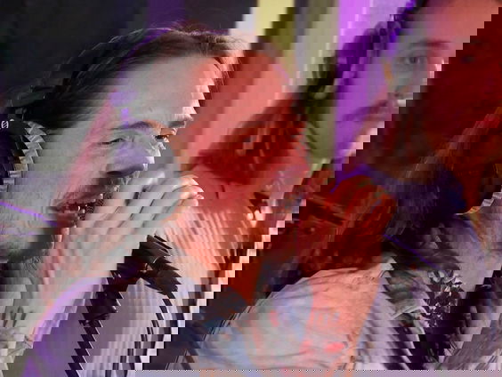 Komodo - Bad Guy (cover) (Live @ Giel)