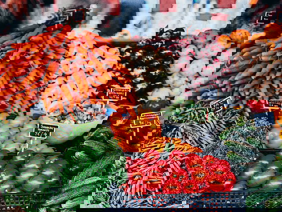 Evert was zijn pinpas vergeten in de supermarkt