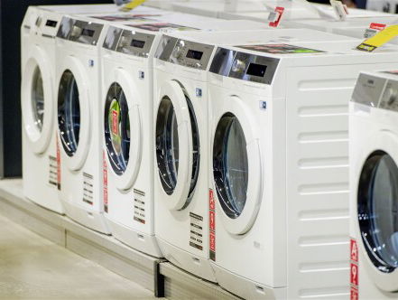 Bijscholing over de wasmachine: mag je spijkerbroeken met overhemden samen wassen?