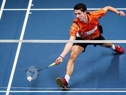 NK Kampioen Badminton Erik Meijs kan net zo hard slaan als de Thalys rijdt!