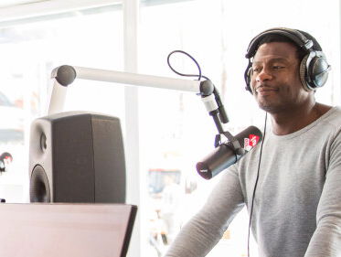 John Williams blijft maar scoren met Help Mijn Man Is Klusser