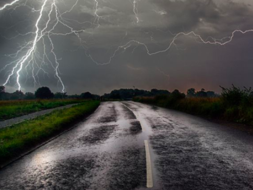 Het regent dus we spelen, de pon-show!