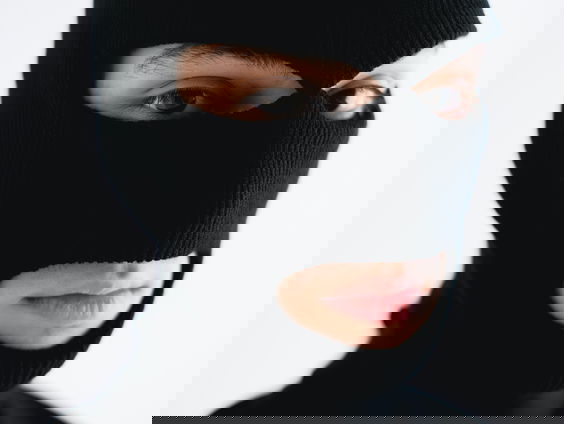 Woont Evert naast een inbreker?