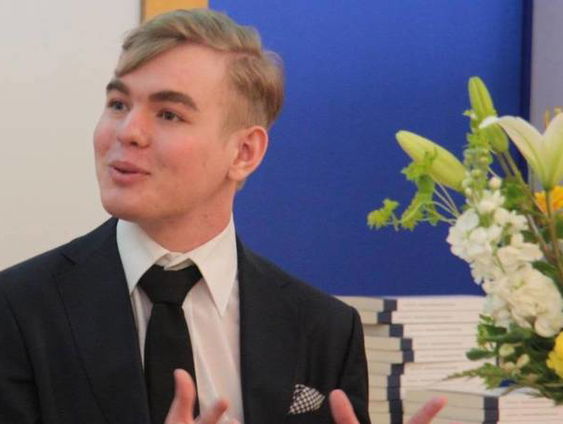 Kunstmatige intelligentie? Stefan Buijsman (25) legt het uit in zijn nieuwe boek 'Alsmaar Intelligenter'