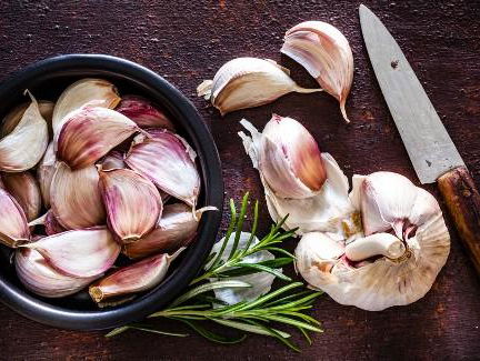 Slaapdeskundige Winni Hofman over slecht slapen van knoflook eten