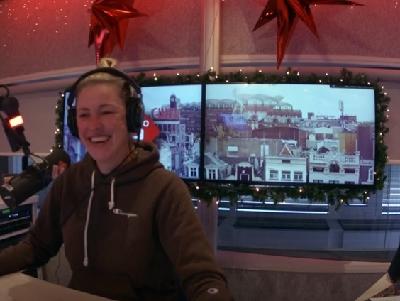 Hét middel tegen somberheid: een uur vol lacherige platen op je radio