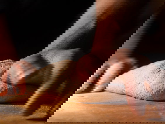 Hoe de blinde Mike van den Brenk zijn bakkersdromen volgde