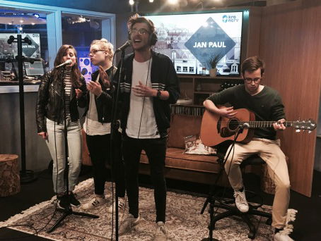 Akoestische Nachtsessie: Chris Adam live