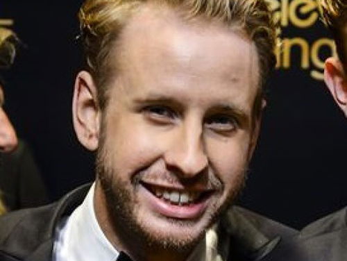 Daan Boom speelt een zelfgemaakte 'Hollandse Autotune Medley'