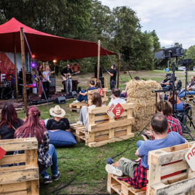 Muziekcafé live vanaf Tuckerville