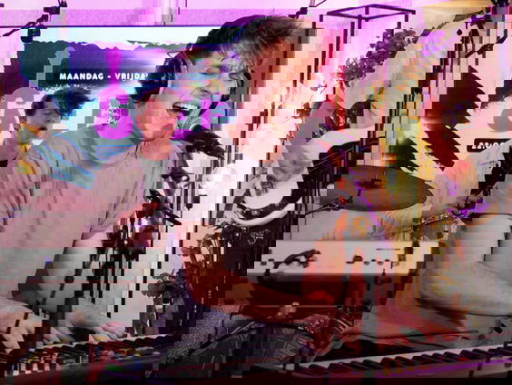 Melle - Run (Live @ Giel)