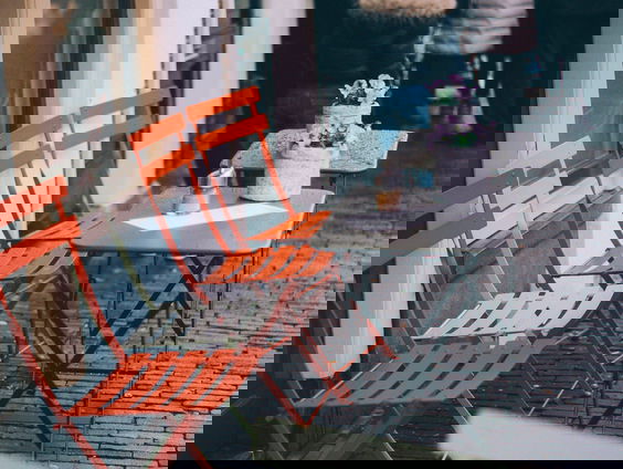 Horecaondernemers lopen tienduizenden euro's mis door verboden schermen EK