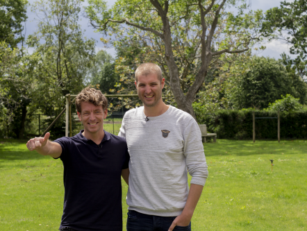 Fantastisch! Muse kaarten van John leveren €400,- op voor Maarten van der Weijden