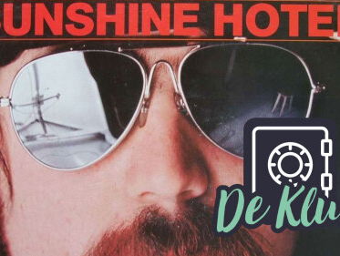 De Kluis: Richard T. Bear - 'Sunshine Hotel (Just Walk On In)'