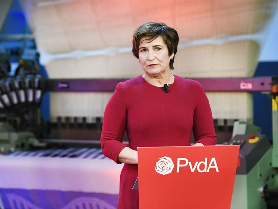 Lilianne Ploumen stemt nooit op zichzelf: "Vind ik een zwaktebod"