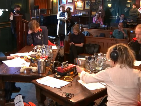 Cabaret: De blaastest ervaring van 2 GGD medewerkers