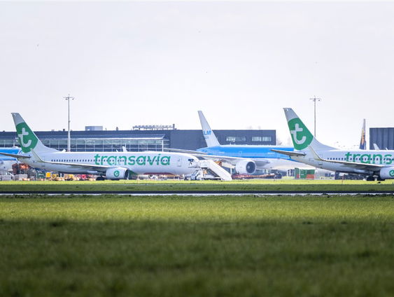 Europese Commissie: 'Reizigers moeten hun geld terug kunnen krijgen bij geannuleerde reizen'