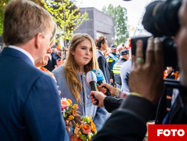 Mag Amalia Daten? En hoe doet ze dit dan?