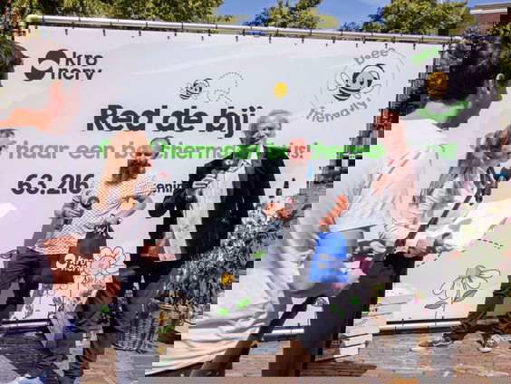 63216 handtekeningen voor de bij!