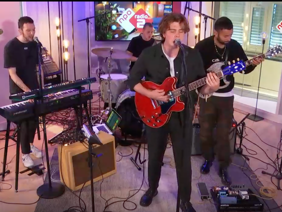 Remme - Ghosts | live in Muziekcafé