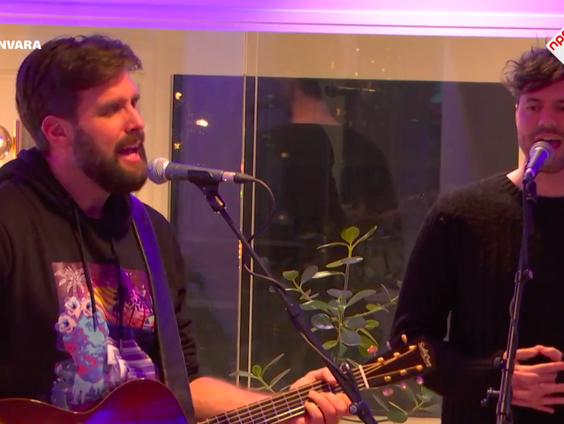 Nick en Simon- Oostenwind (Live @ Giel)