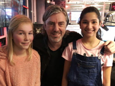 Keara en Odette zamelen geld in!