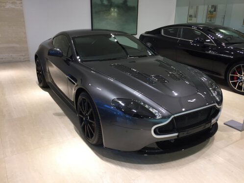 Te koop: de auto van Max Verstappen!