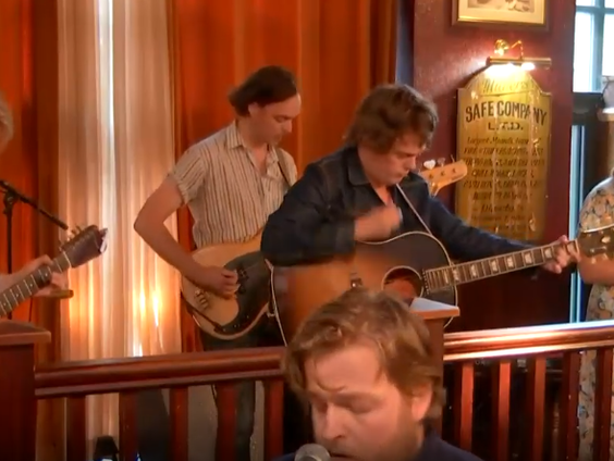 La Belle Epoque – Stretched Along The Line