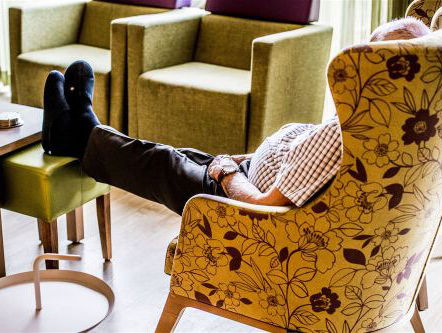 Top 5 over 5: Wat staat er in een dating advertentie van ouderen?