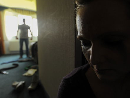 Marieke van Leeuwen over de Stichting 'Veilig Thuis' die Geweld in Huis aanpakt