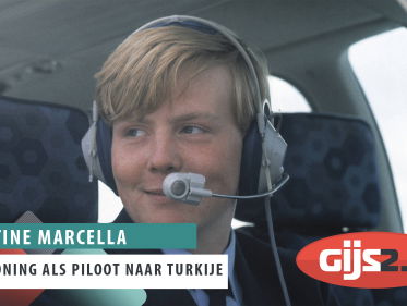 Koning willem als piloot naar turkije