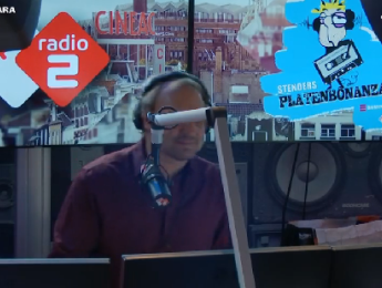 Erwin verrast live z’n vriendin