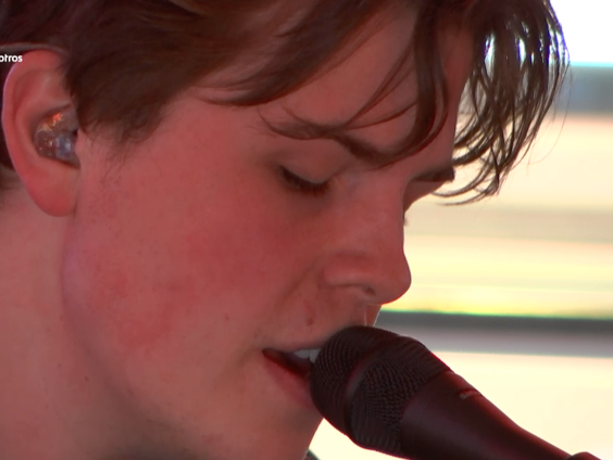 remme - 'Viva La Vida' live bij Muziekcafé