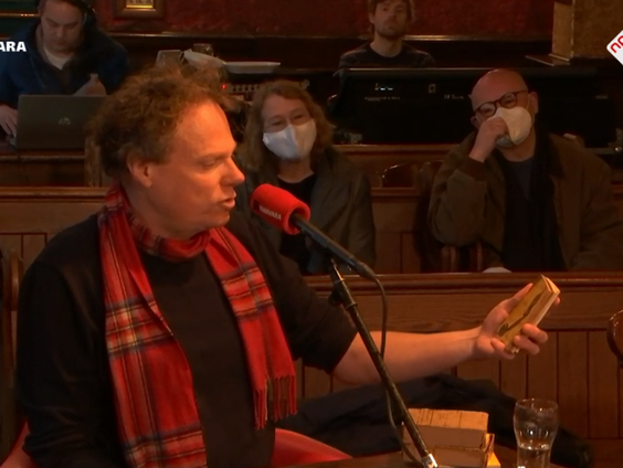 Chris Bajema bespreekt in zijn podcast elke week een kanarieboekje