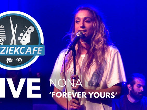 Nona - 'Forever Yours' live bij Muziekcafé