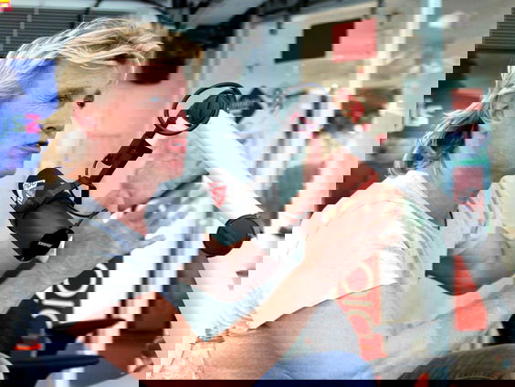 Stoptober ambassadeur Hans Klok rookt er nu één per dag: "Valt me heel erg mee"