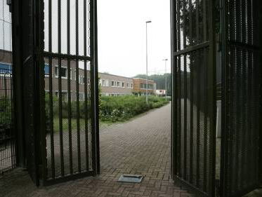 Mick van Wely over ontsnapte kindermisbruiker