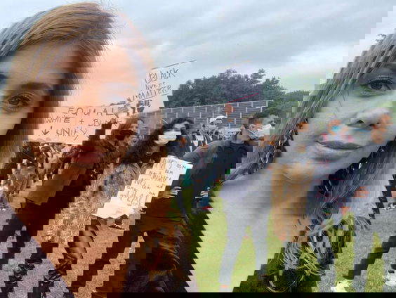 Georgina Bicyclina is bij het BLM-protest in Amsterdam