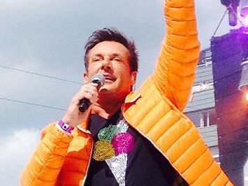 Gerard Joling heeft een grote fan! Niemand minder dan Frank van ’t Hof