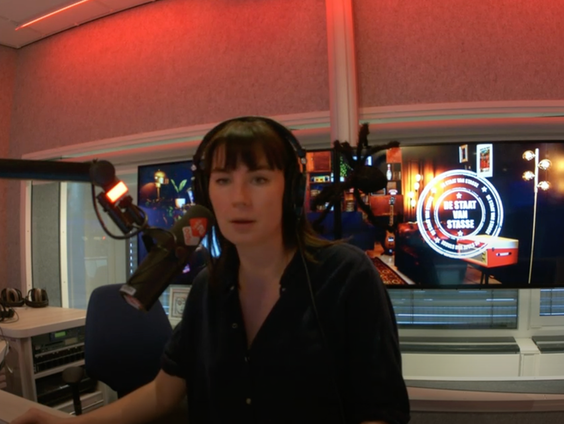 Emmely belt met luisteraar Quentin over het overlijden van Dusty Hill