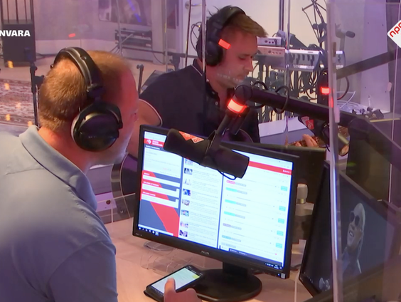 The famous dutch guys- cover Herman Brood Never be clever (Live @ Giel)