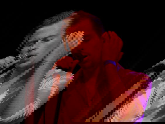 Jack Jarryd - Living It Up live in Muziekcafé