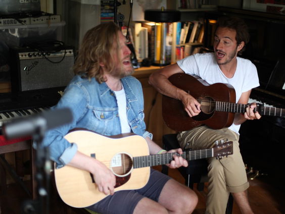 Hoe een gitaar Smith & Burrows op de titel van hun nieuwe album bracht